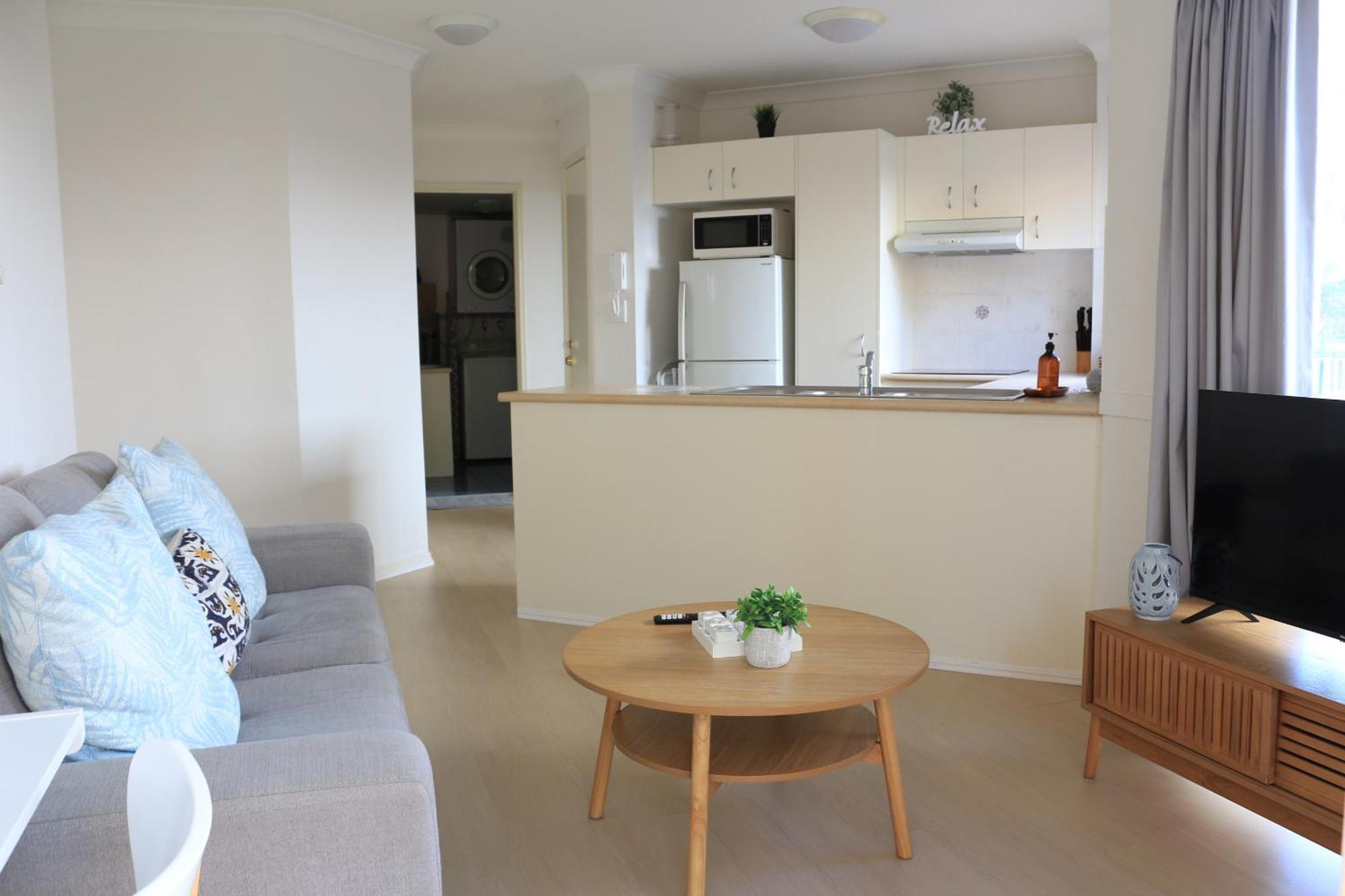 Chevron Island Apartment - Cozy And Convenient Гоулд Коуст Екстериор снимка