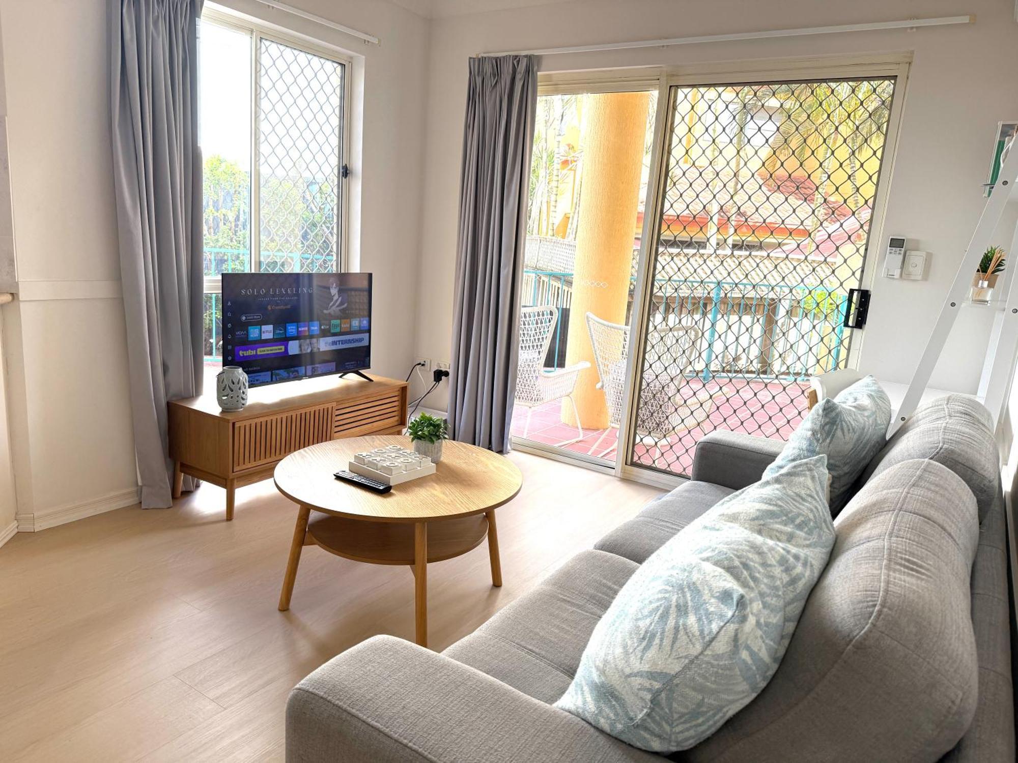 Chevron Island Apartment - Cozy And Convenient Гоулд Коуст Екстериор снимка